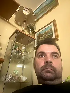 Snapshot of h4cAlex chatting on November 6, 6:20 pm h4cAlex online show from November 6, 6:20 pm