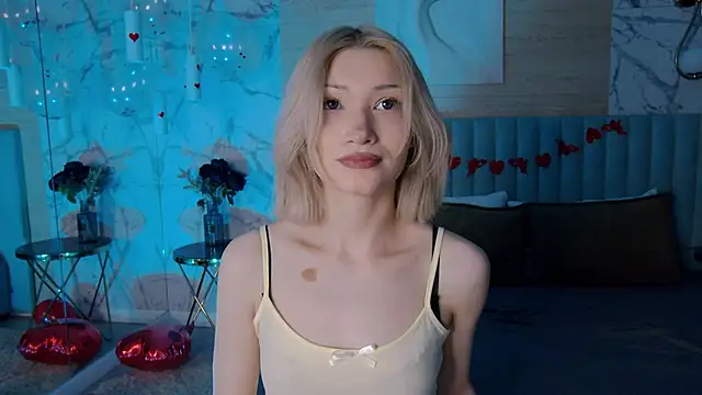 CarolReeves online show from February 10, 4:33 pm