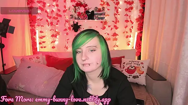 EmmyBunny online show from September 29, 4:56 pm