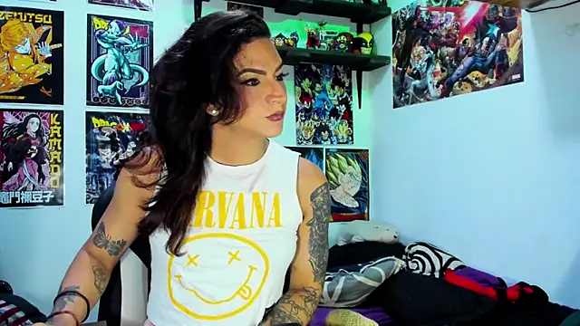 Snapshot of dariell_smokesexx chatting on May 3, 10:32 am dariell smokesexx online show from May 3, 10:32 am