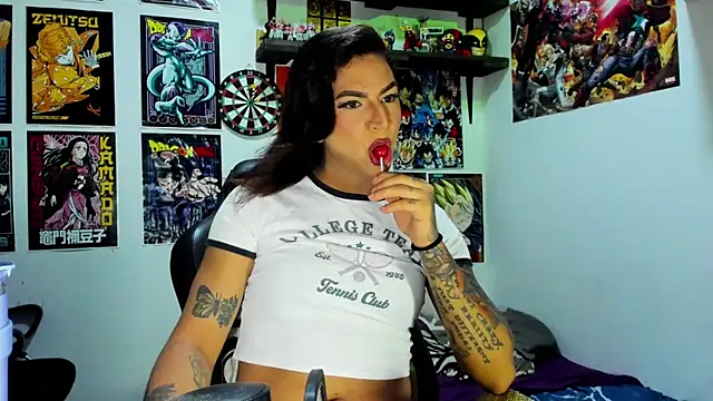 Snapshot of dariell_smokesexx chatting on May 26, 8:43 am dariell smokesexx online show from May 26, 8:43 am