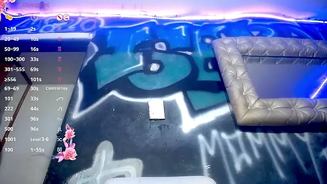 IsabellBigtitsxx online show from December 16, 8:03 pm