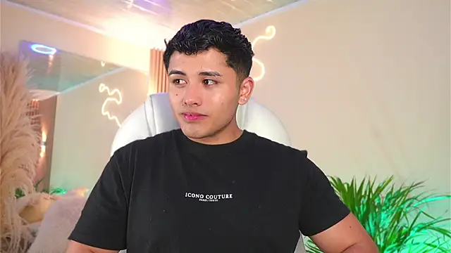 MatiasKorn online show from April 11, 7:45 am