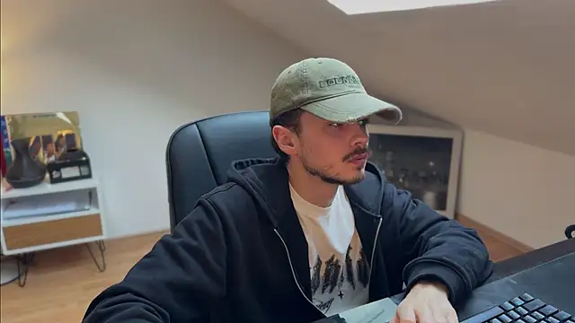 naked psy online show from November 4, 1:21 pm