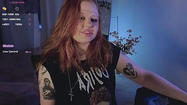 bitchofsun  online show from June 22, 4:15 pm