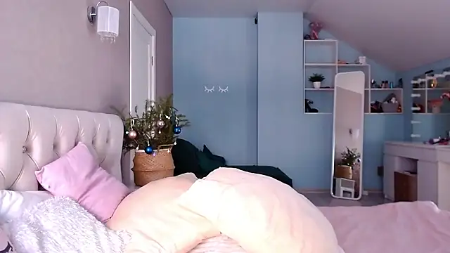 Snapshot of MissSiona chatting on January 3, 8:54 am MissSiona online show from January 3, 8:54 am