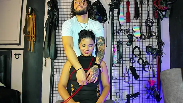 Twisted Fantasy online show from February 12, 3:16 pm