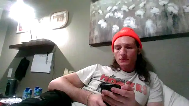 Snapshot of Edgeof26 chatting on February 17, 3:25 am Edgeof26 online show from February 17, 3:25 am