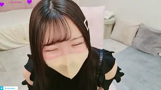Snapshot of anchan_ chatting on May 26, 1:40 pm anchan online show from May 26, 1:40 pm