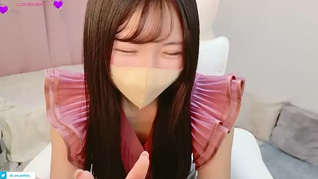Snapshot of anchan_ chatting on June 1, 1:57 pm anchan online show from June 1, 1:57 pm