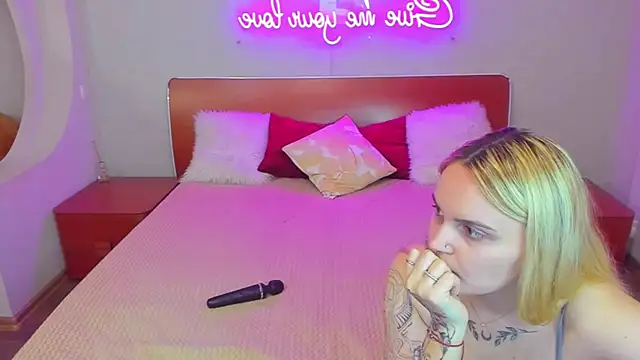 MagicEyess online show from November 30, 6:23 pm