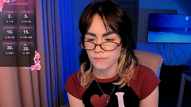 Snapshot of _selectrra chatting on December 17, 4:11 pm  selectrra online show from December 17, 4:11 pm