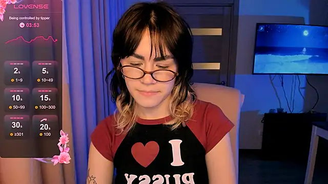 Snapshot of _selectrra chatting on December 17, 7:15 pm  selectrra online show from December 17, 7:15 pm