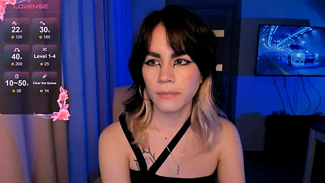 Snapshot of _selectrra chatting on December 18, 3:55 pm  selectrra online show from December 18, 3:55 pm