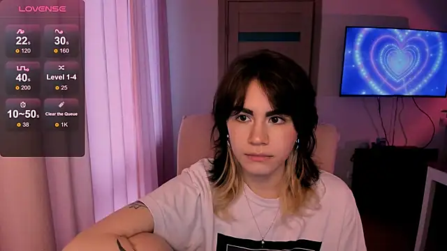 Snapshot of _selectrra chatting on January 21, 11:35 am  selectrra online show from January 21, 11:35 am