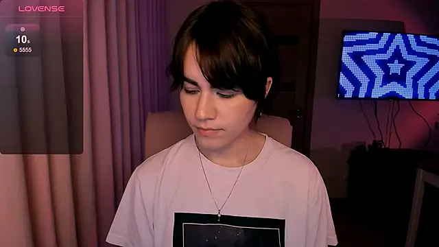 Snapshot of _selectrra chatting on January 22, 2:35 pm  selectrra online show from January 22, 2:35 pm