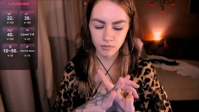 Snapshot of _selectrra chatting on September 13, 9:14 pm  selectrra online show from September 13, 9:14 pm