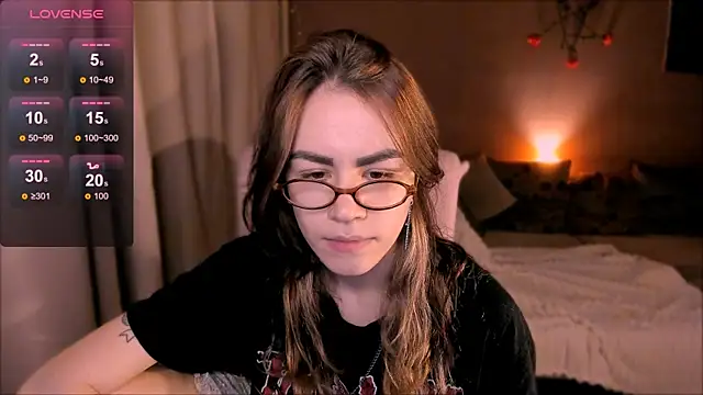 Snapshot of _selectrra chatting on September 23, 8:23 pm  selectrra online show from September 23, 8:23 pm