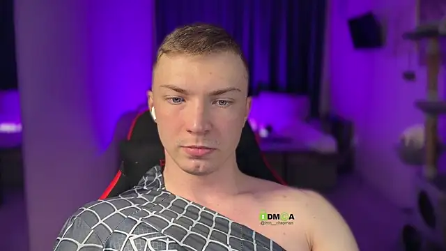 iron  chap online show from February 12, 7:42 pm