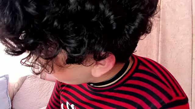 Snapshot of Satuurn_ chatting on January 25, 6:13 pm Satuurn online show from January 25, 6:13 pm