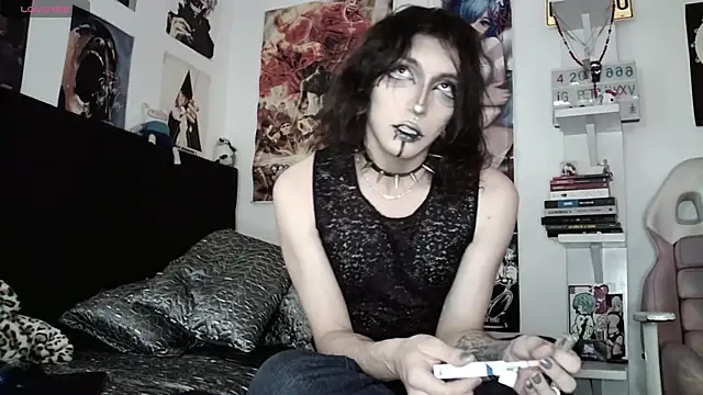 Snapshot of kiiler_queen chatting on April 30, 7:53 pm kiiler queen online show from April 30, 7:53 pm