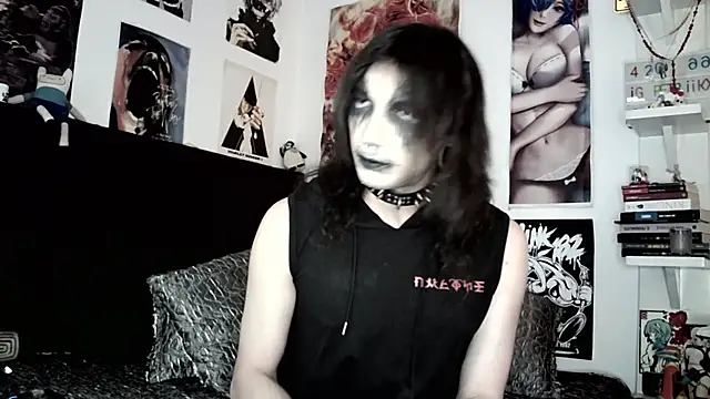 Snapshot of kiiler_queen chatting on May 20, 7:09 pm kiiler queen online show from May 20, 7:09 pm