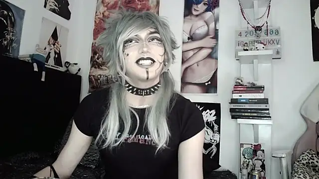 Snapshot of kiiler_queen chatting on June 5, 7:08 pm kiiler queen online show from June 5, 7:08 pm