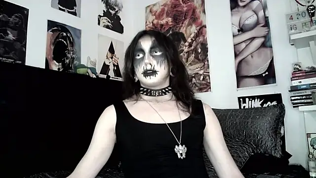 Snapshot of kiiler_queen chatting on June 7, 8:45 pm kiiler queen online show from June 7, 8:45 pm