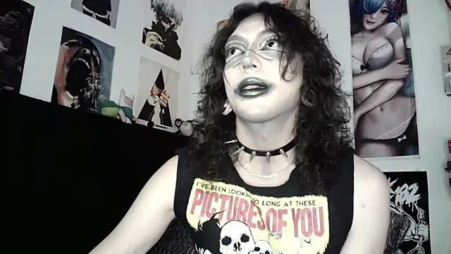 Snapshot of kiiler_queen chatting on June 9, 7:03 pm kiiler queen online show from June 9, 7:03 pm
