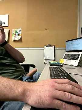 Bigbi6foot5 online show from January 9, 7:48 pm