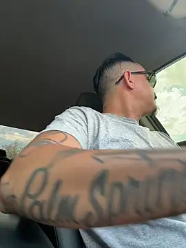 PeterGrandee online show from October 9, 7:34 pm