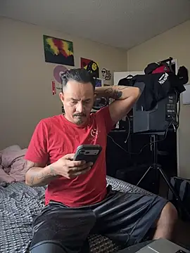 Snapshot of PeterGrandee chatting on June 8, 5:13 pm PeterGrandee online show from June 8, 5:13 pm