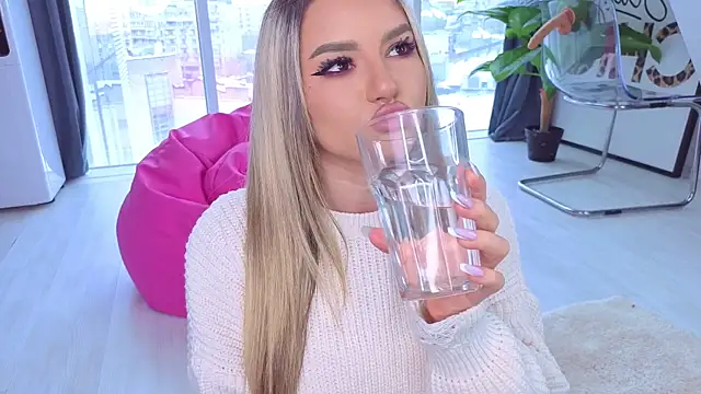 SpoilM3Mor3 online show from January 13, 11:15 am