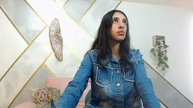 RoxanaCyrano  online show from November 14, 7:12 pm