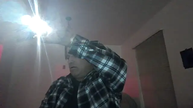 Peachestabby147 online show from February 24, 11:41 am