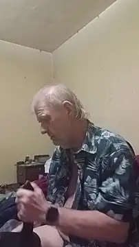 cmagic9 online show from April 8, 5:13 pm