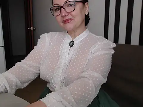 Alma44 online show from April 6, 7:53 am