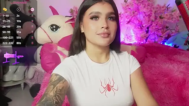 Snapshot of dahian01 chatting on March 8, 1:17 am dahian01 online show from March 8, 1:17 am