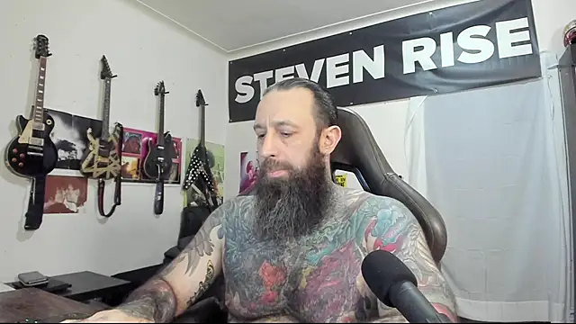 Snapshot of StevenRiseNYC chatting on February 12, 9:01 pm StevenRiseNYC online show from February 12, 9:01 pm