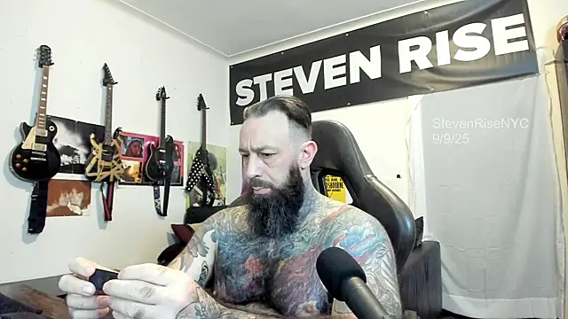 Snapshot of StevenRiseNYC chatting on September 9, 10:59 am StevenRiseNYC online show from September 9, 10:59 am