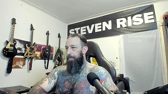 Snapshot of StevenRiseNYC chatting on September 25, 1:37 pm StevenRiseNYC online show from September 25, 1:37 pm