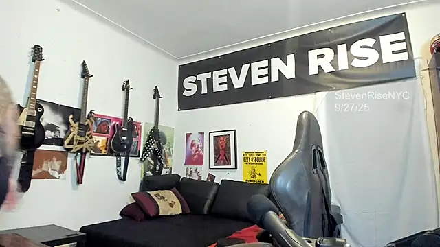Snapshot of StevenRiseNYC chatting on September 27, 2:11 pm StevenRiseNYC online show from September 27, 2:11 pm