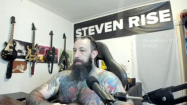 Snapshot of StevenRiseNYC chatting on September 29, 11:59 am StevenRiseNYC online show from September 29, 11:59 am