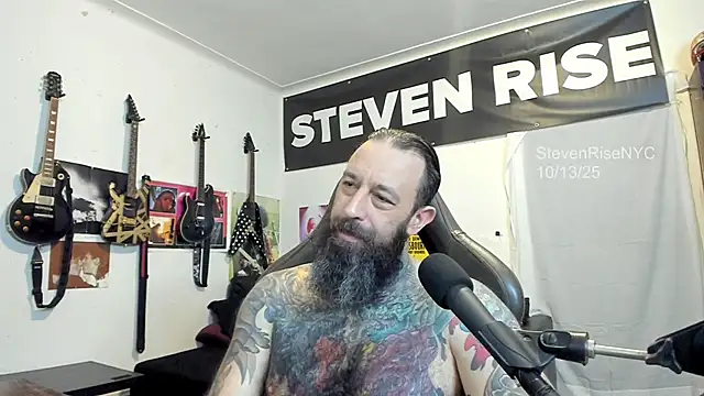 Snapshot of StevenRiseNYC chatting on October 13, 12:27 pm StevenRiseNYC online show from October 13, 12:27 pm