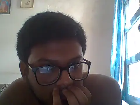 Snapshot of wel1332 chatting on July 22, 8:39 am wel1332 online show from July 22, 8:39 am
