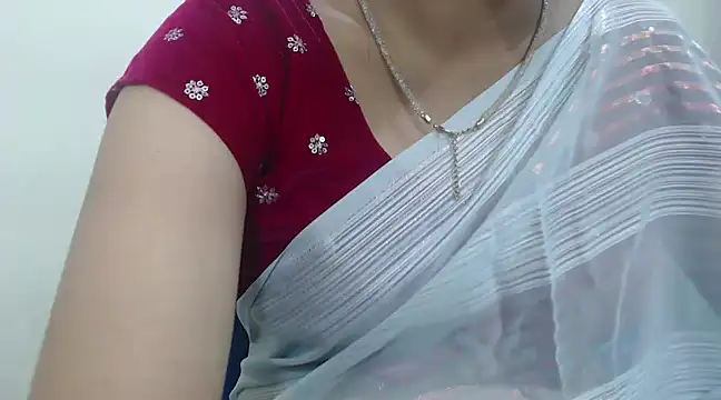 Lovely Siri 23 online show from January 21, 11:03 am