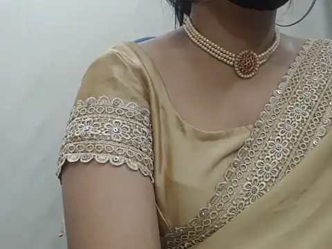 Lovely Siri 23 online show from April 11, 8:24 pm