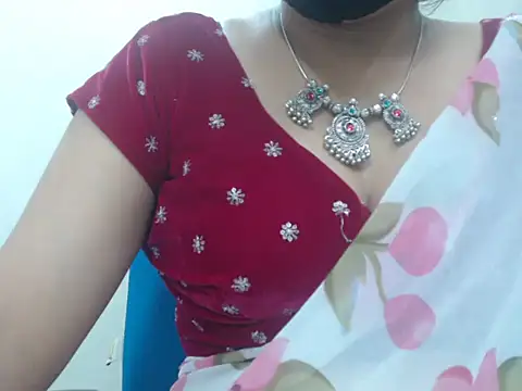 Lovely Siri 23 online show from April 16, 8:04 am