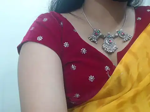 Snapshot of Lovely_Siri_23 chatting on April 25, 1:41 pm Lovely Siri 23 online show from April 25, 1:41 pm