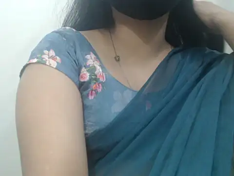 Snapshot of Lovely_Siri_23 chatting on May 12, 5:10 pm Lovely Siri 23 online show from May 12, 5:10 pm